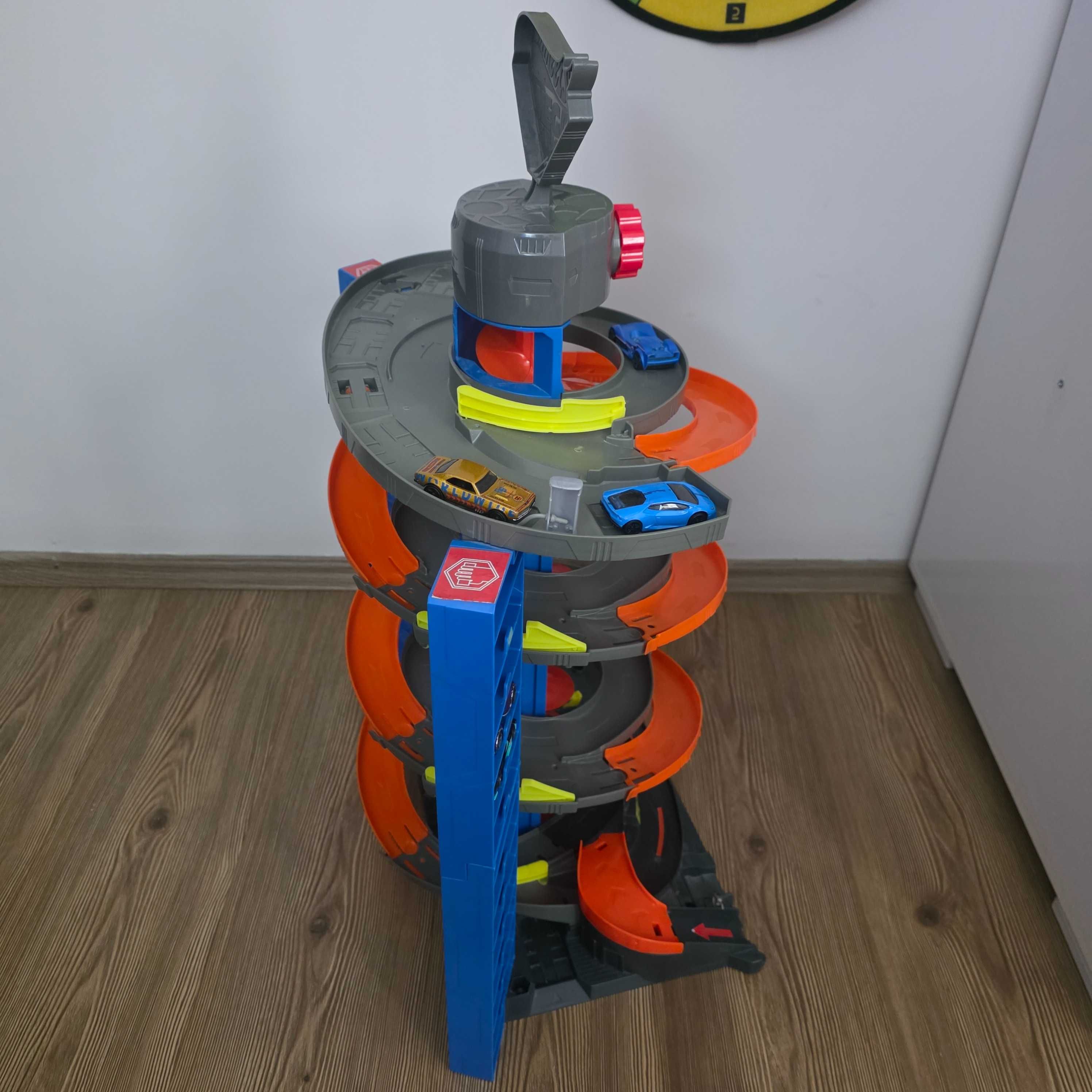 Писта Hot wheels - като НОВА!!!