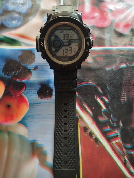 Срочно 3- хил Соат Сотилади -Срочно 3-Вида Чысы Продаётся !!!