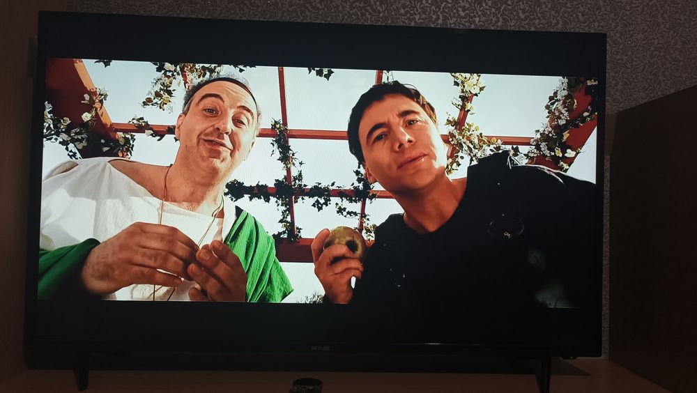 Продам телевизор "skyline "