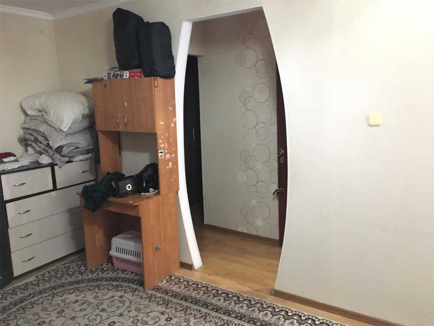 Продаётся 3-комнатная квартирa в Майкудуке в 12 мкр.: