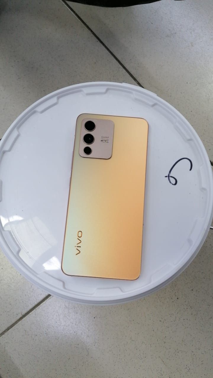 Vivo v23 виво в идеальном состоянии