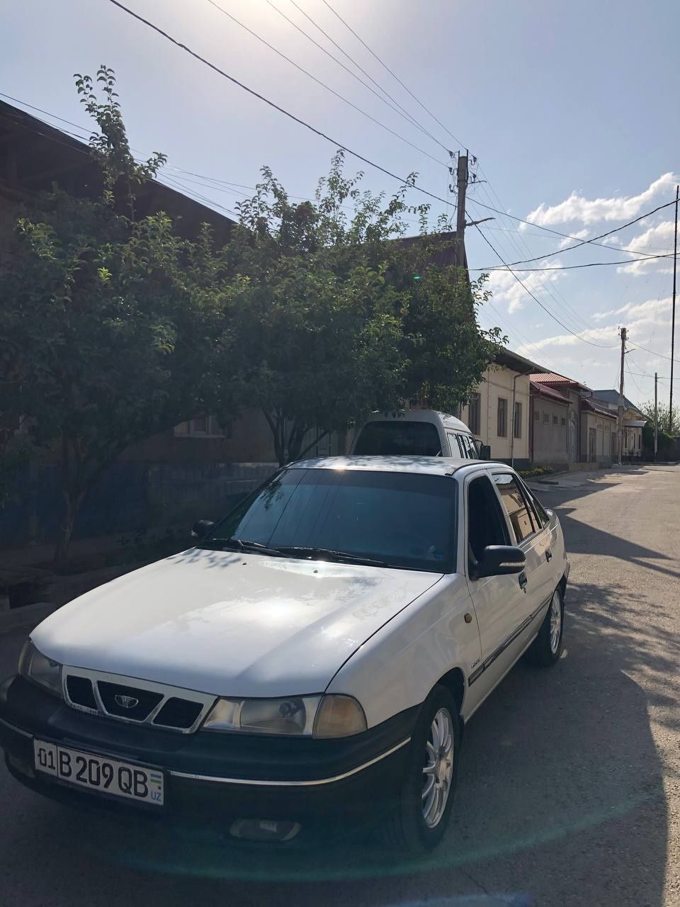Nexia 1  sotiladi