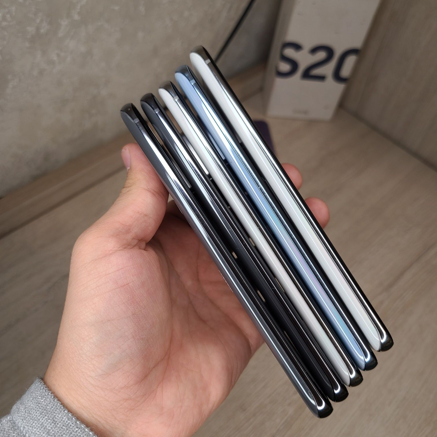 Samsung s20 12/256b snapdragon-865