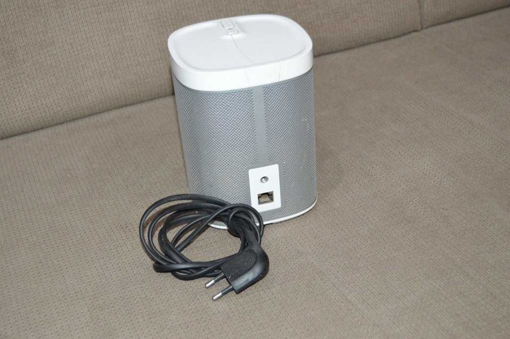 Boxa SONOS Play1 cu internet radio