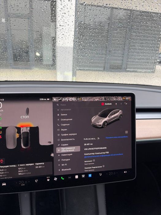 Tesla model 3 европейка