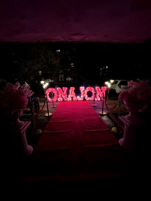 Onajon Otajon yozuvli dekoratsiyalar  Онажон Отажон офармления