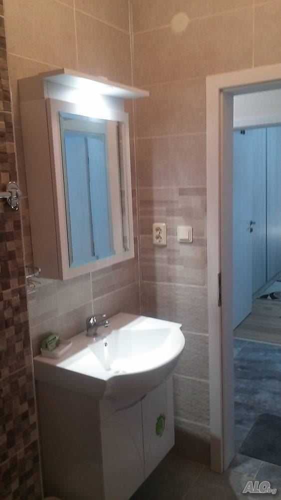 Дава се под наем Тристаен апартамент в София, Лозенец - 116 кв.м за 499.8 € - Снимка #3