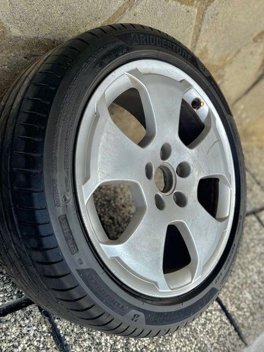 2 бр. Летни гуми BRIDGESTONE 225/45/17 ДОТ5023