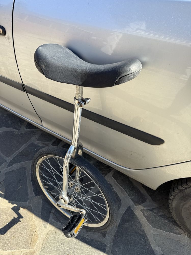 Bicicleta pe 1 roata