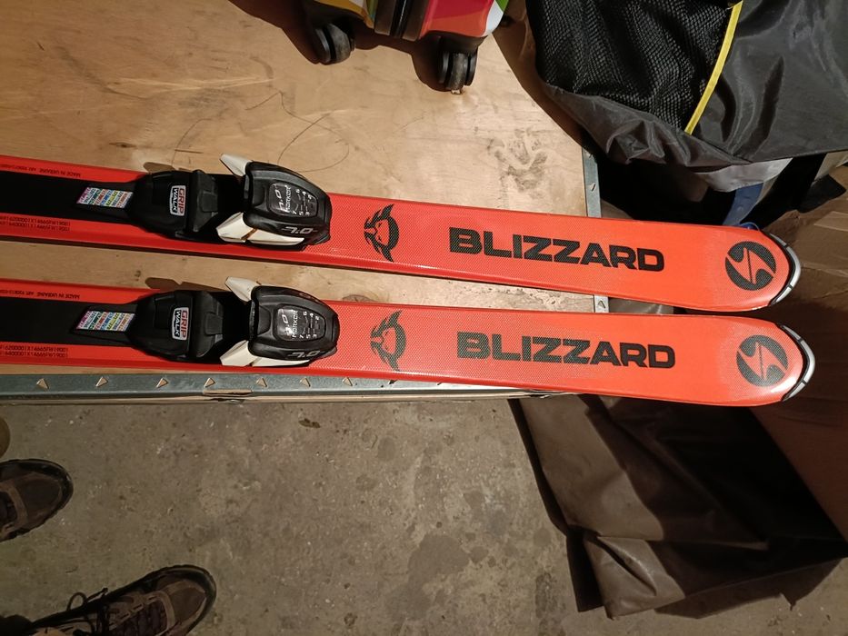 VAND ski schi 140 cu clapari pt copii