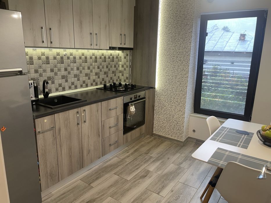Inchiriez apartament 2 camere