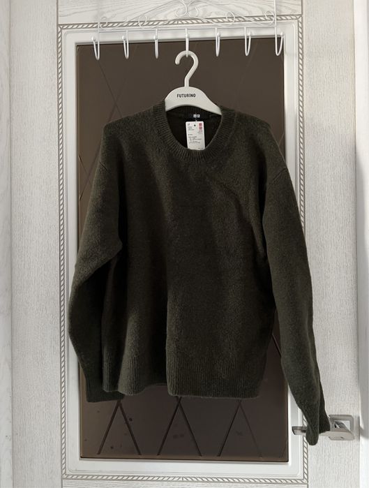 Продам женскую кофту