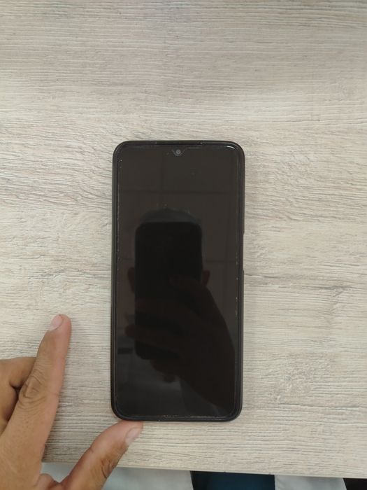 Samsung A 12 yaxshi xolatda