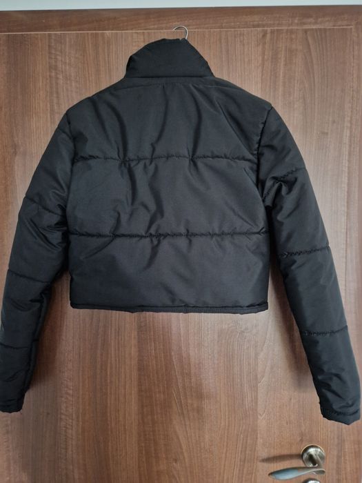 Geaca cropped noua cu eticheta