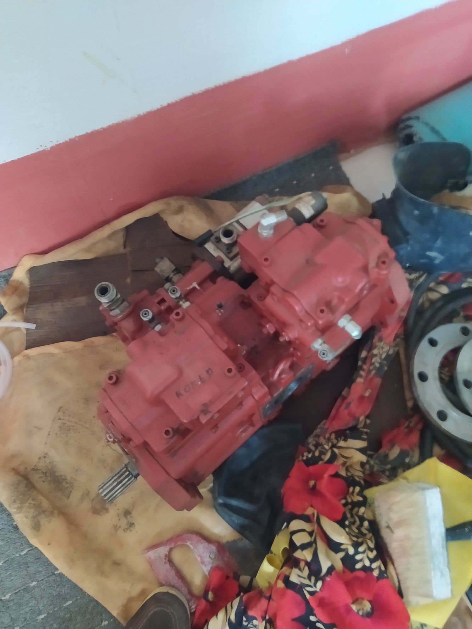 Ekiskavator gidronasosi 140 talik narxi 20nln