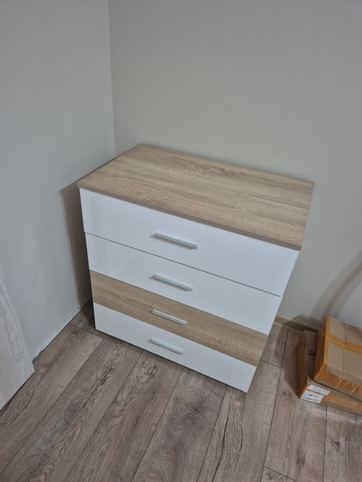 Спален комплект (спалня, гардероб, шкафчета, скрин)