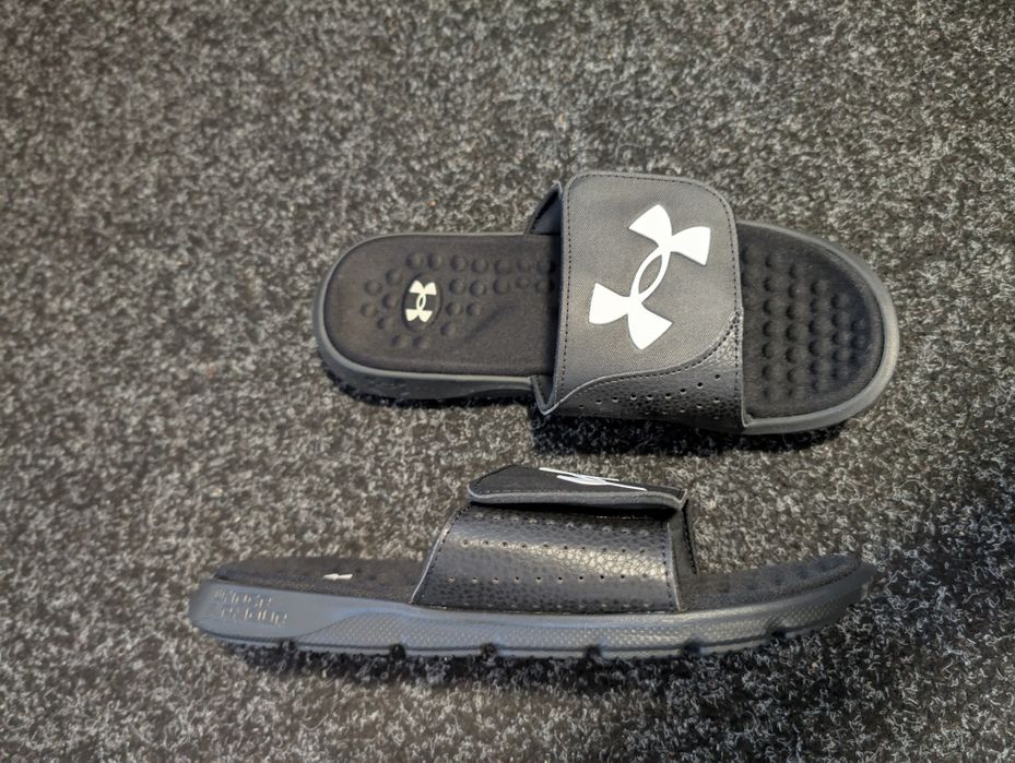 Under Armour  papuci