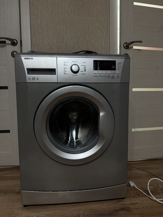 Продам стиральную машинку автомат