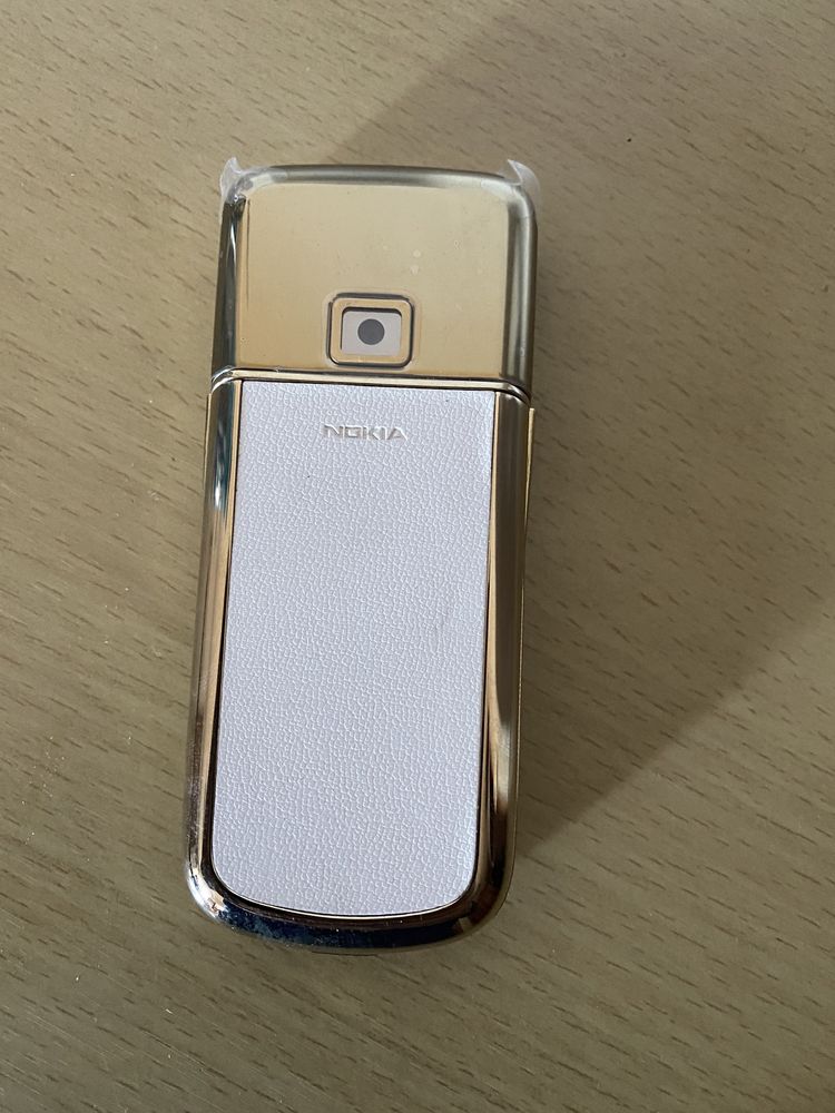 Nokia 8800 Arte Gold nou nout 0 ,nefolosit doar telefon si incarcato