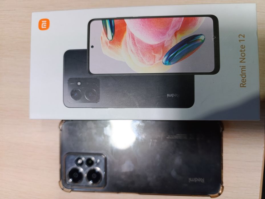 Продам смартфон Redmi Note12