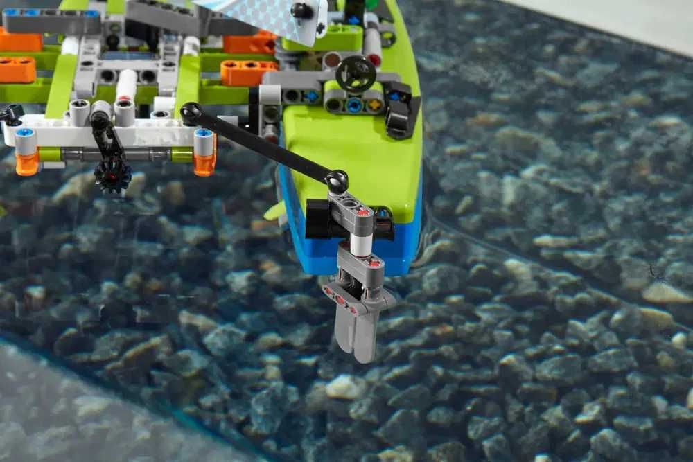 Lego Technic - Катамаран - 42122