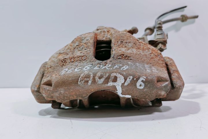 Etrier frana dreapta fata cu suport Audi A6 4F/C6