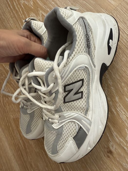 Кроссовки новые 38 размер