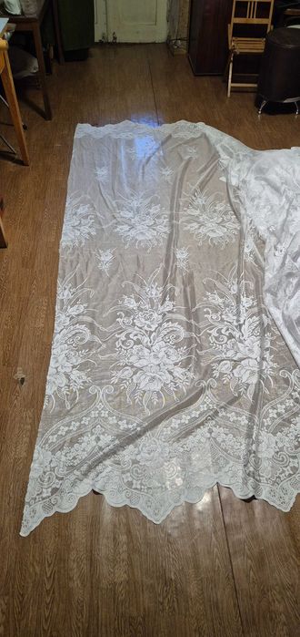 Продаётся импортная , абсолютно новая качественная тюль на окна.