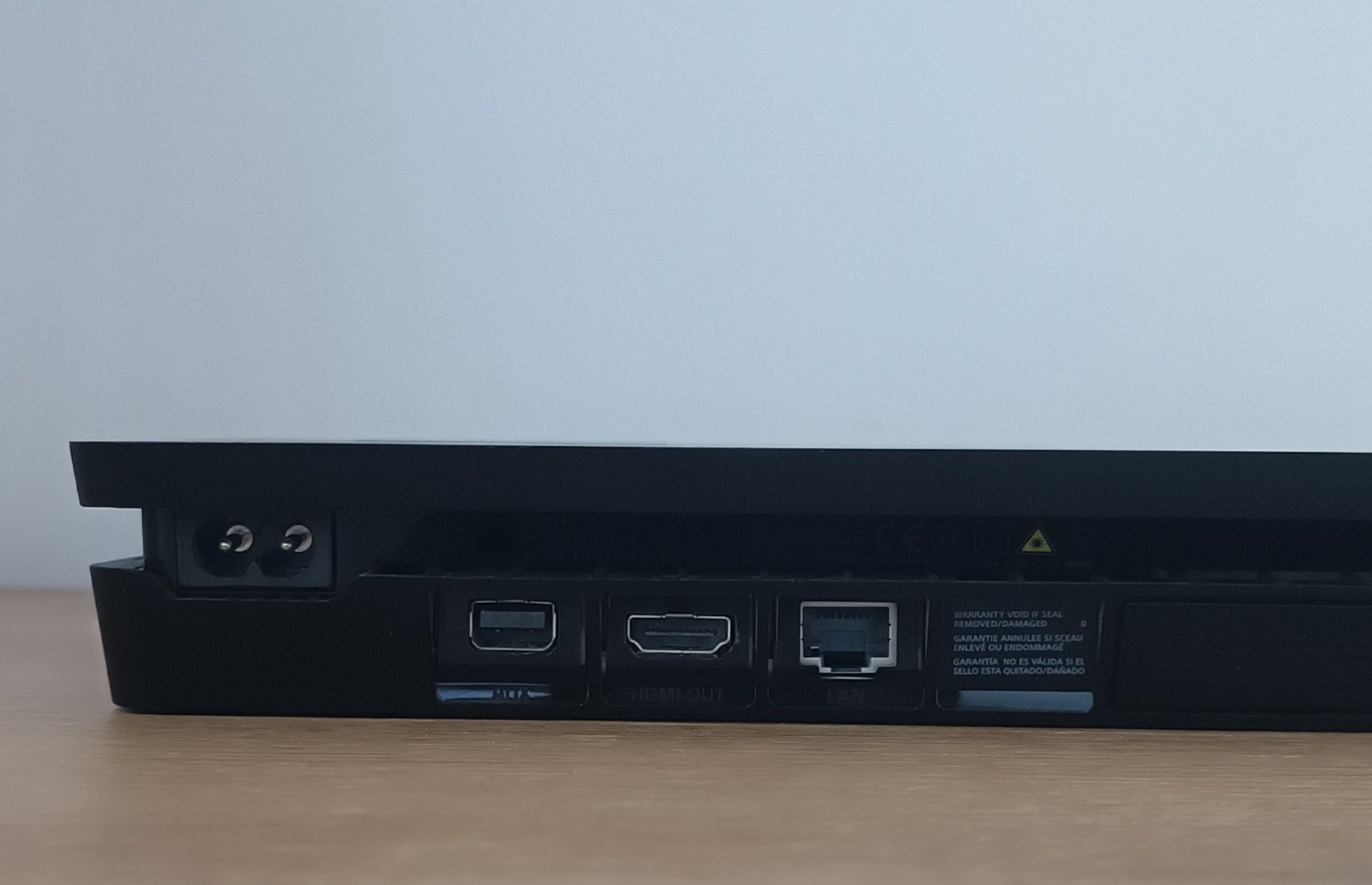 Playstation 4 slim 1000GB