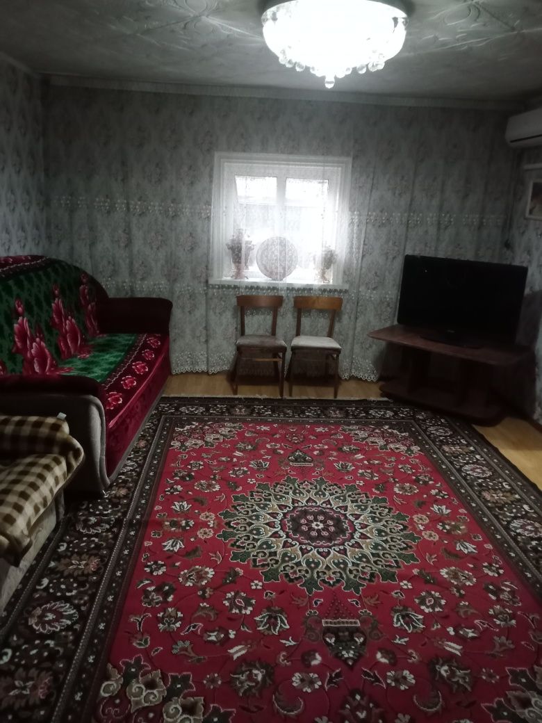 Пущу на квартиру девушек студенток