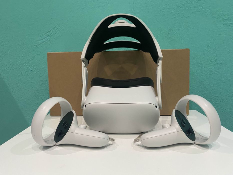 Oculus Quest 2 VR + Headstrap confortabil, stare perfectă