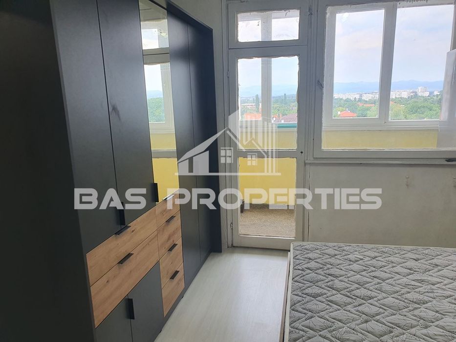 Продава се Двустаен апартамент в София, Модерно предградие - 72 кв.м за 2013 €/кв.м - Снимка #4