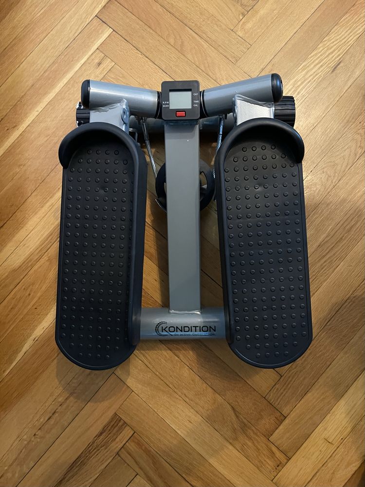 Mini bike (Stepper) Kondition SKC032B, computer şi corzi