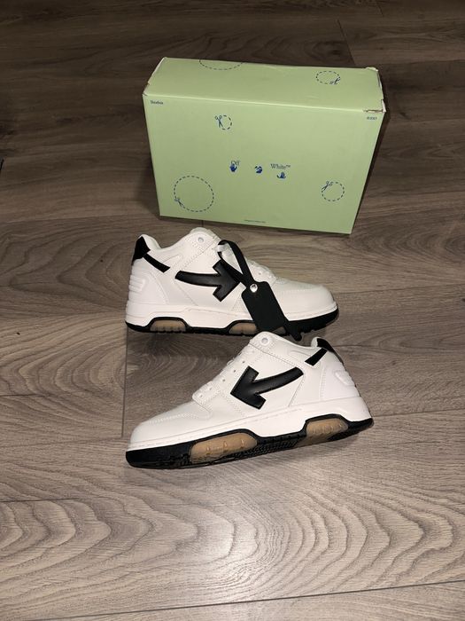Off White