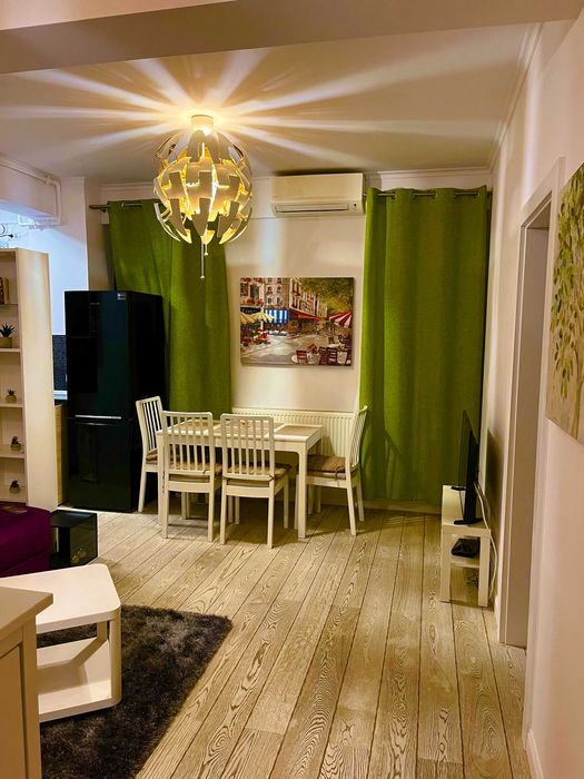 Inchiriez apartament 2 camere gradina si terasa