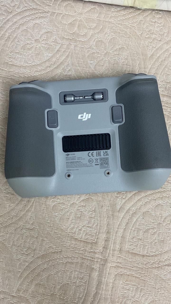 Продается дрон dji mini 3 pro