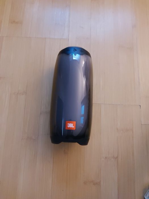 Vând jbl pulse 4