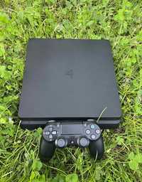 Play station 4 slim