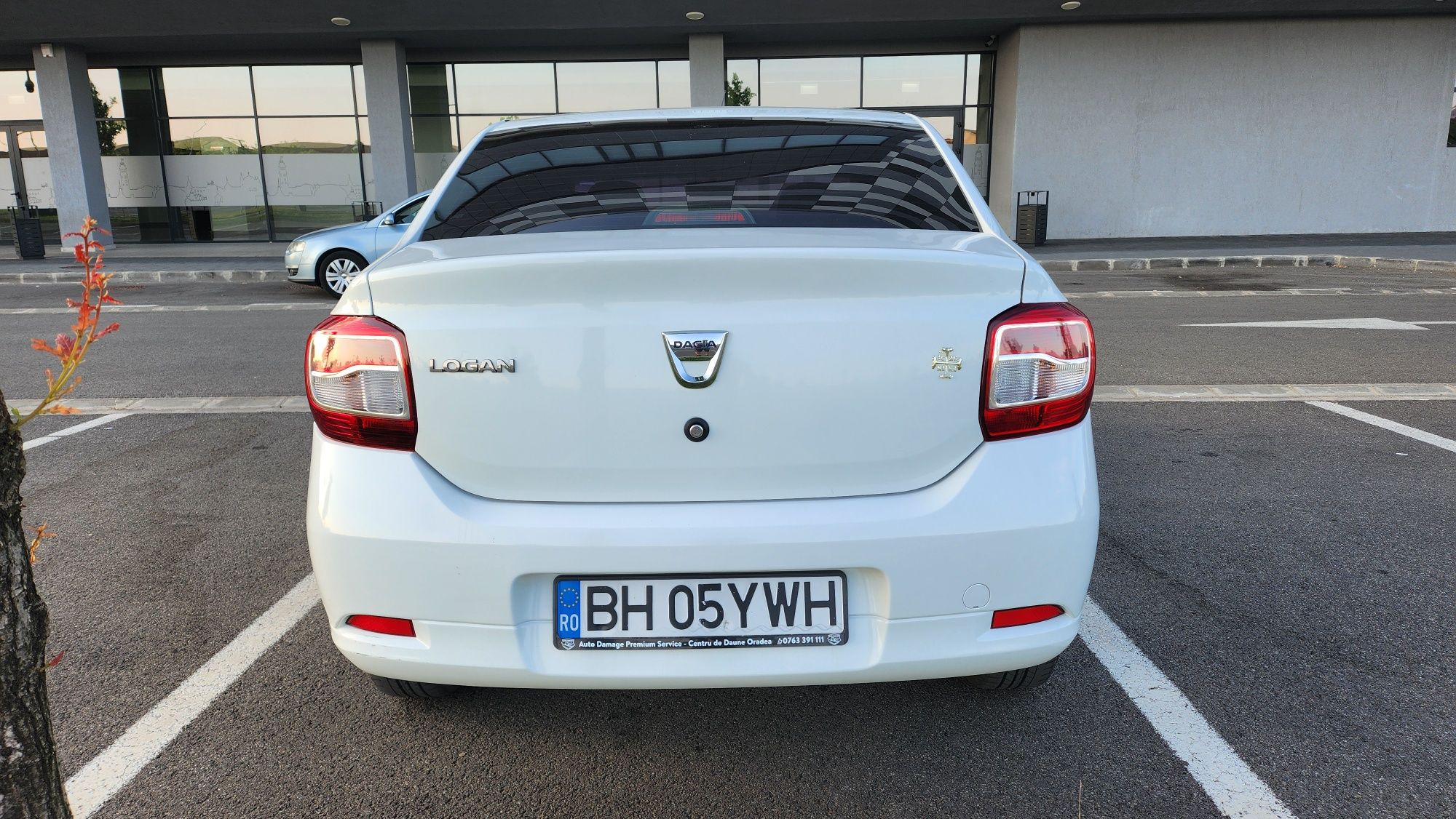 Dacia Logan 1.2 benzină