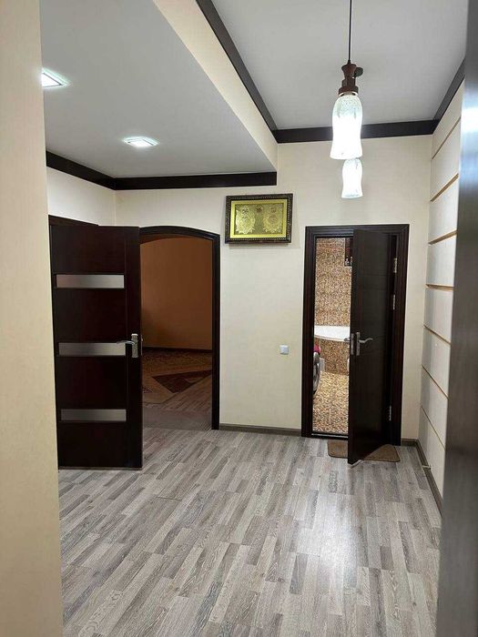 Янги домдан 2 хонали 2 каватдан квартира сотилади ЧИНОР ресторан