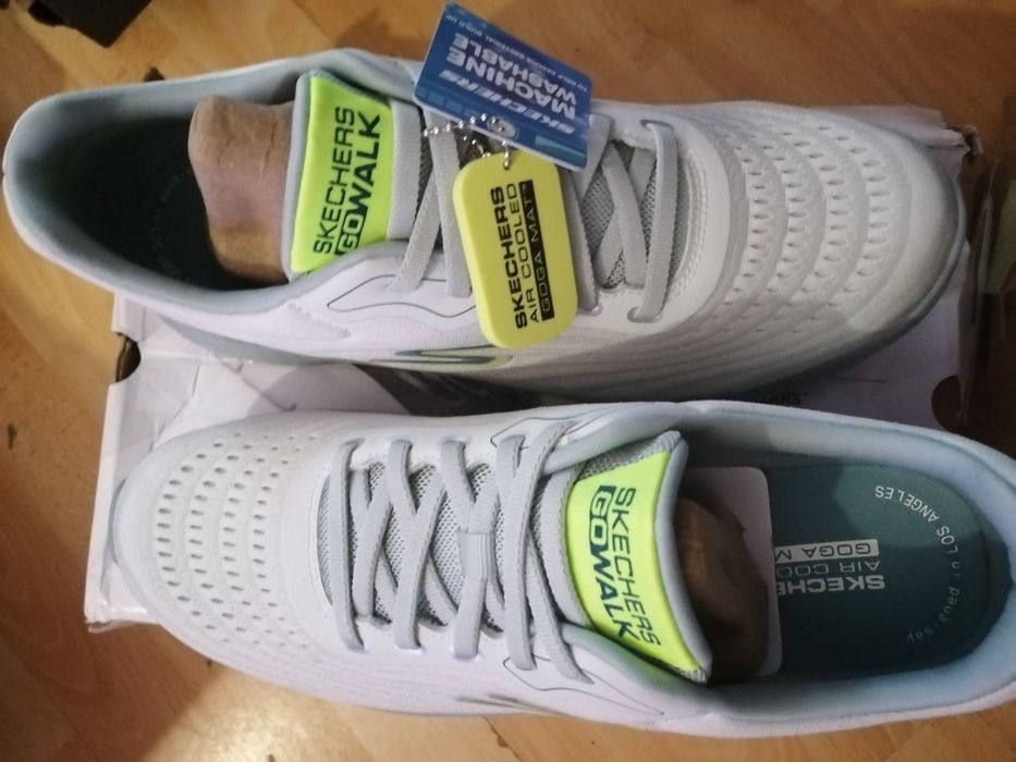 Adidas skechers marimea 44.5 albi.,noi