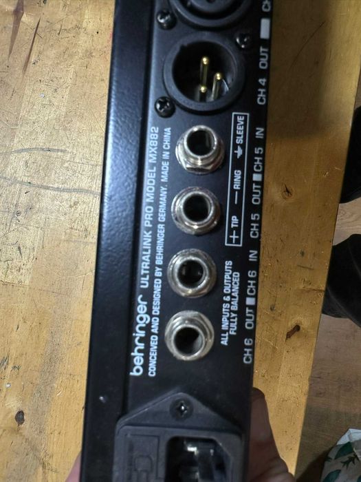 mixer behringer ultralink pro mx882