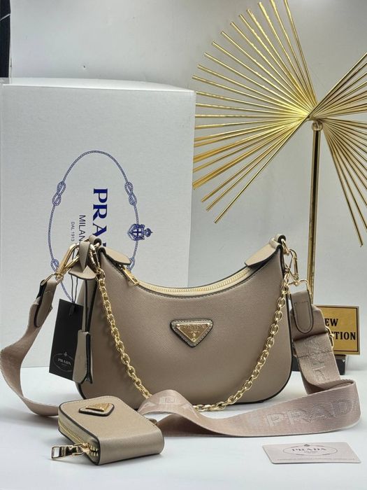 Дамска чанта Prada