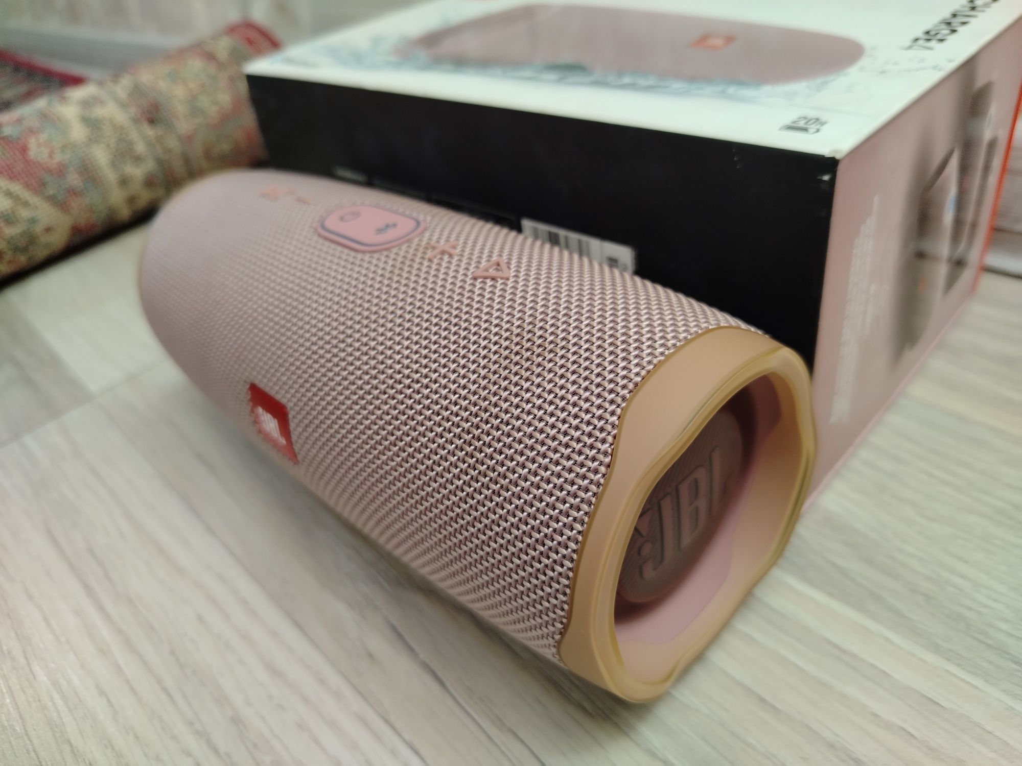 JBL charge 4 нерабочий