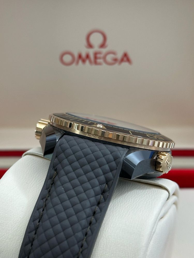 Omega Seamaster Planet Ocean 600m Co-Axial Master Chronometer 39.5mm