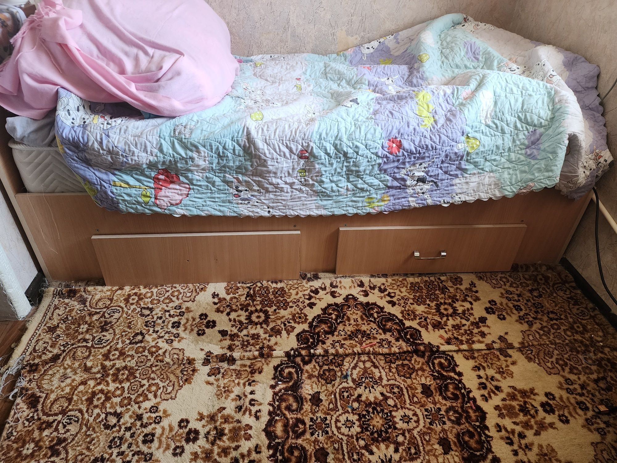Продам детскую мебель
