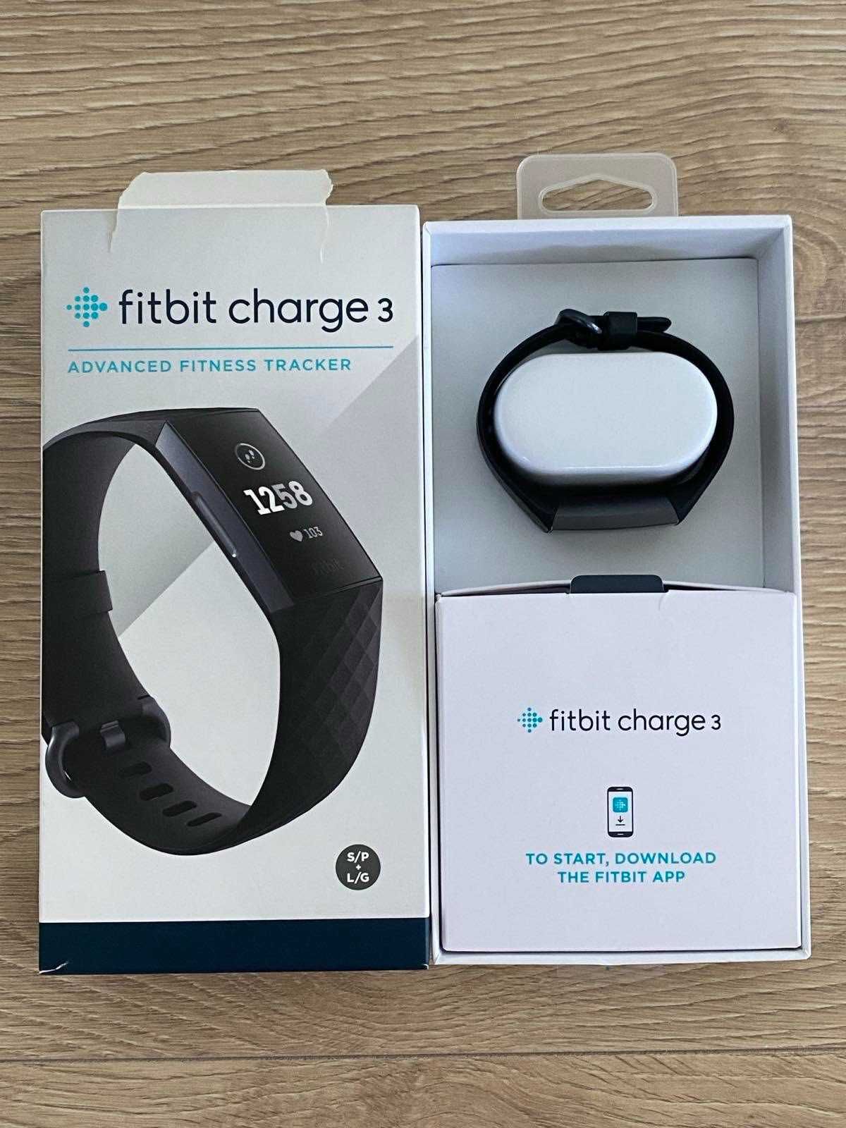 Fitbit Charge 3 и Fitbit Ace 2