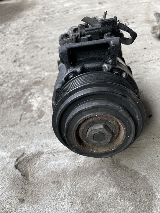 Компресор климатик за Мерцедес Е350 w212