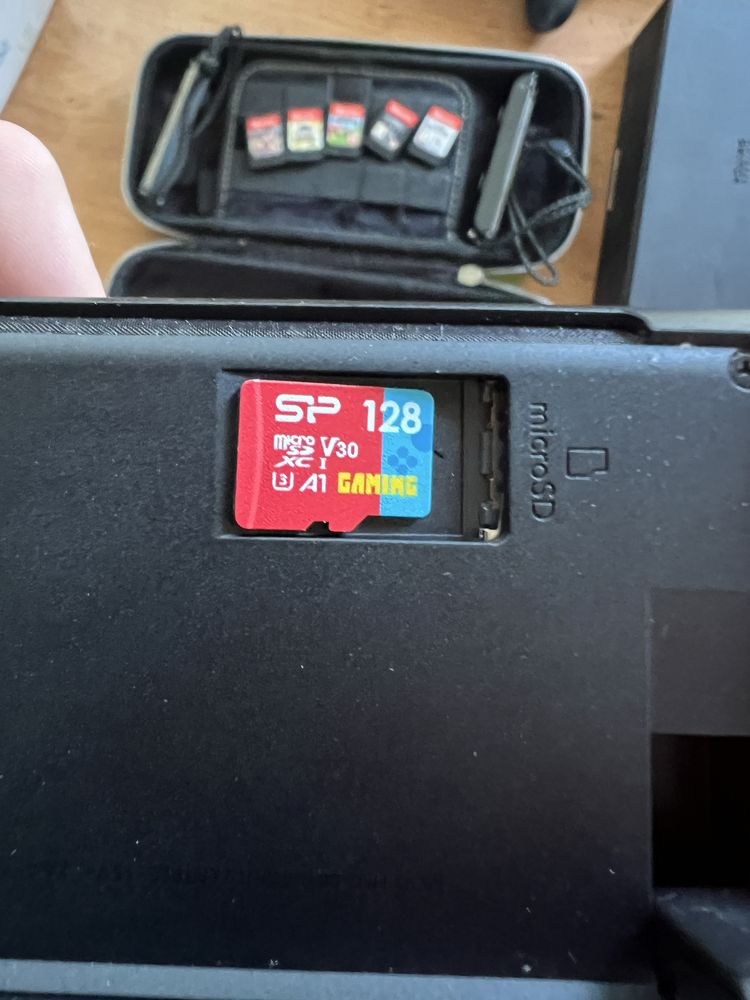 КОМПЛЕКТ С 5 ИГРИ Nintendo Switch OLED + Steelplay controller