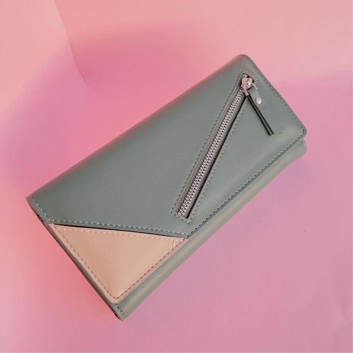 ПРОМО Различни видове и цветове дамски портмонета